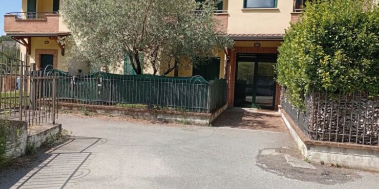 Veroli. Appartamento arredato in residence