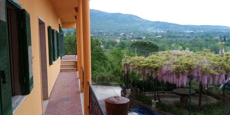 Veroli, Santa Francesca, casa e terreno